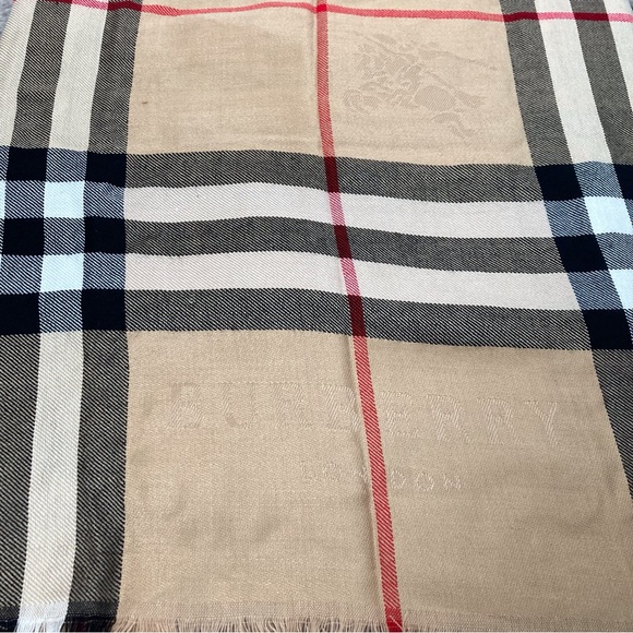 Burberry Cashmere Scarf Wrap - Picture 4 of 6
